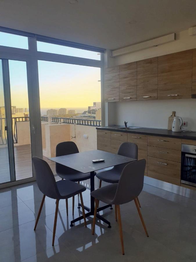 Panoramic Penthouse Haven Apartment Mellieħa Exterior foto